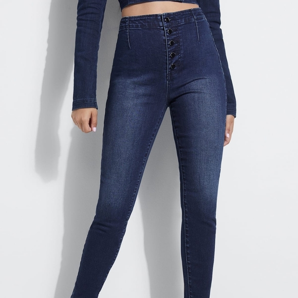 NWT GUESS super high rise jeans | 28 - Picture 4 of 4